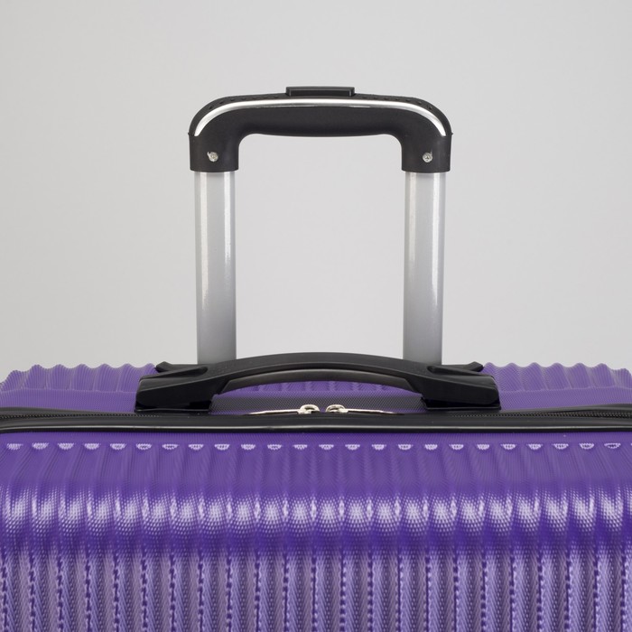 Чемодан большой "Полосы" 28", отдел на молнии, кодовый замок, 4 колеса, цвет фиолетовый