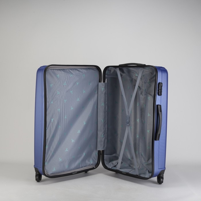 Чемодан большой "Полосы" 28", отдел на молнии, кодовый замок, 4 колеса, цвет синий