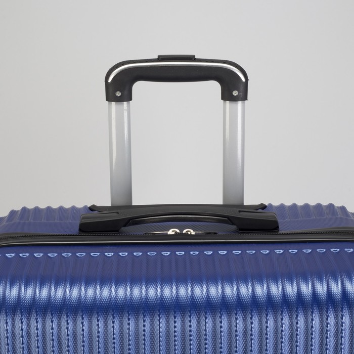 Чемодан большой "Полосы" 28", отдел на молнии, кодовый замок, 4 колеса, цвет синий