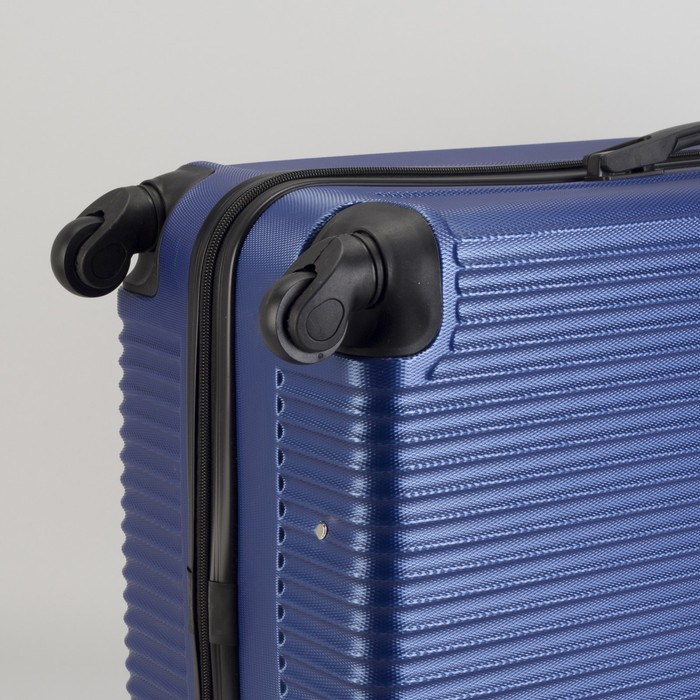 Чемодан большой "Полосы" 28", отдел на молнии, кодовый замок, 4 колеса, цвет синий