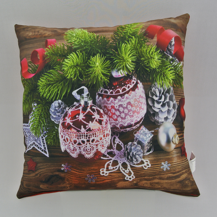 Подушка-игрушка декор. Праздник 13 40х40 см, габардин, синтетич.волокно, 160 гр/м, пэ 100%