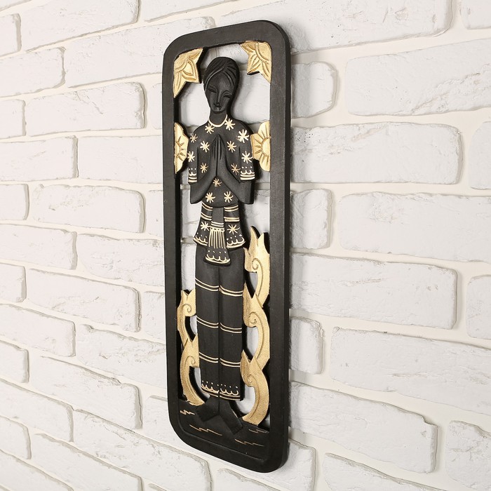 Панно дерево "Девушка" 50х18х1 см