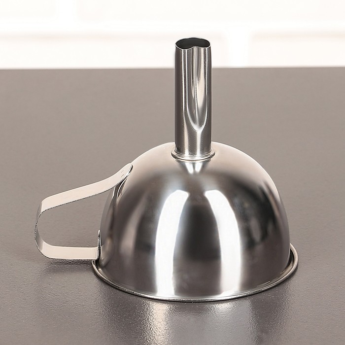 Воронка с ручкой и ситом, d=8,8 см