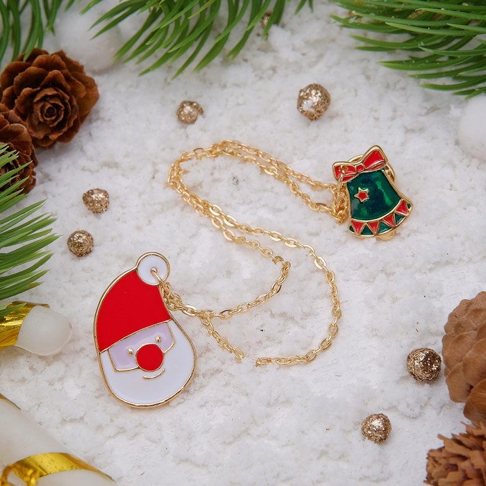 Брошь "Новогодняя сказка" на цепочке, санта, цветная в золоте