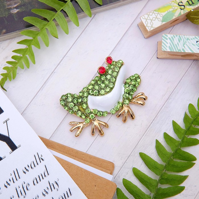 Брошь "Лягушка" пузатая, цвет бело-зеленый в золоте