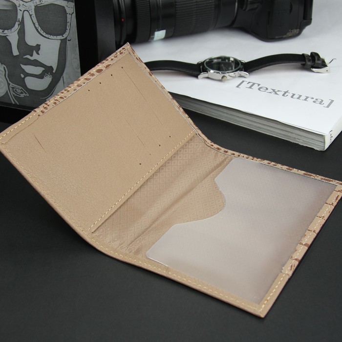 Обложка для паспорта, 4 кармана для карт, кайман/флотер, цвет бежевый