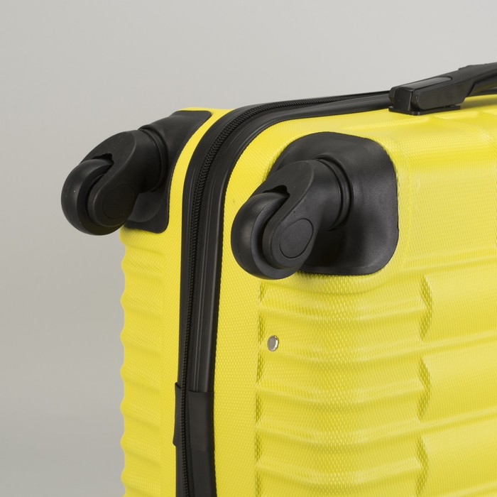 Чемодан малый "Сетка" 20", отдел на молнии, кодовый замок, 4 колеса, цвет жёлтый