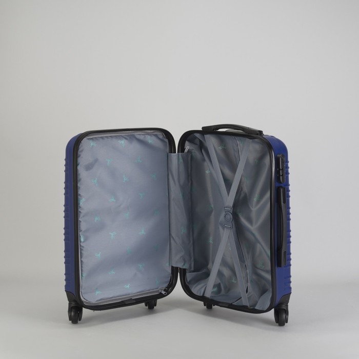 Чемодан малый "Плетение" 20", отдел на молнии, кодовый замок, 4 колеса, цвет синий