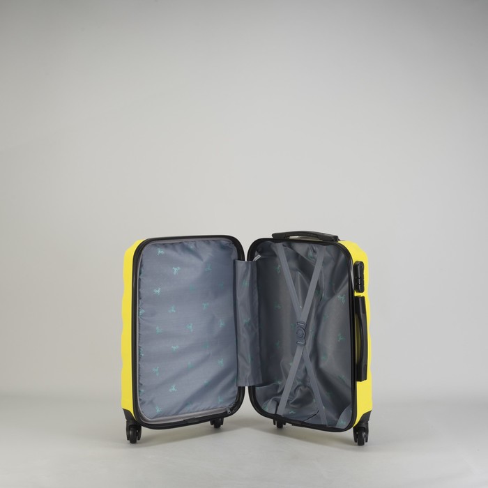 Чемодан малый "Ракушка" 20", отдел на молнии, кодовый замок, 4 колеса, цвет жёлтый