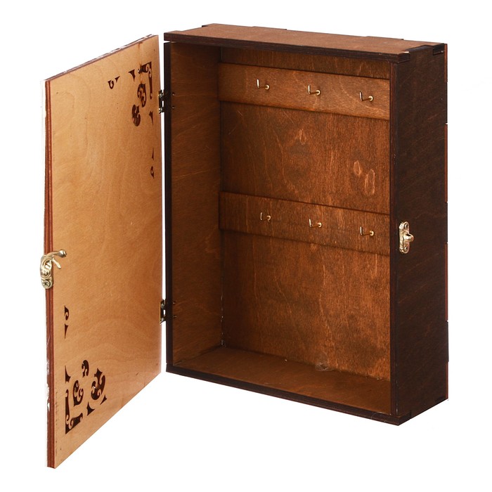 Ключница деревянная "Оберегаю дом"