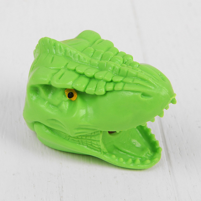 Мялка "Динозавр", цвета МИКС