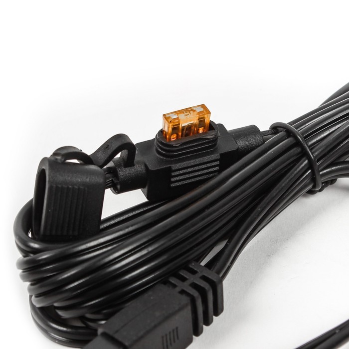 Холодильник автомобильный с функцией подогрева AVS CC-32B, 32 л, 12 В/220 В