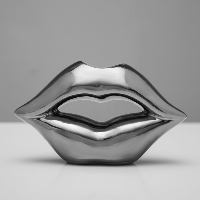 Ваза "Губы" серебристые