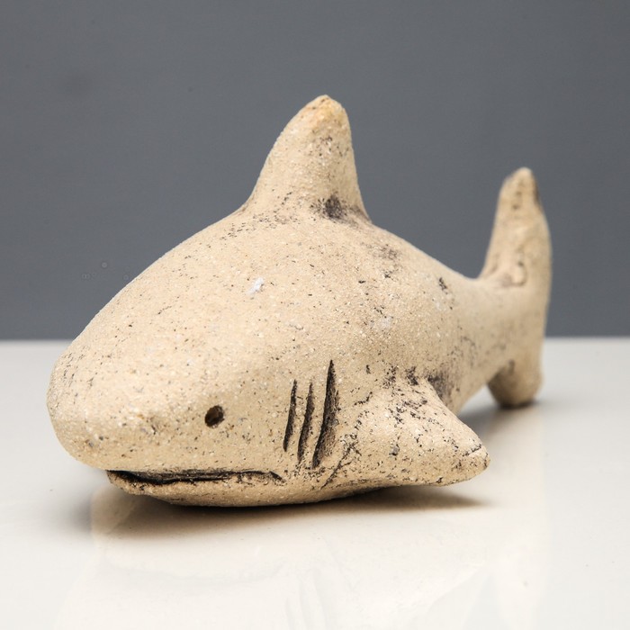 Фигурка-сувенир, авторская "Акула этно", шамот