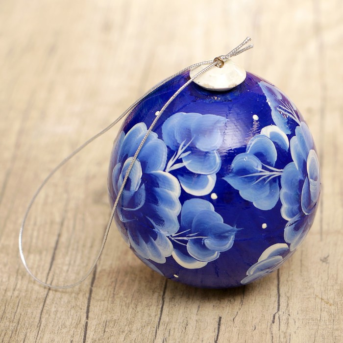 Подвеска новогодняя «Шар», синяя гжель, 7 см
