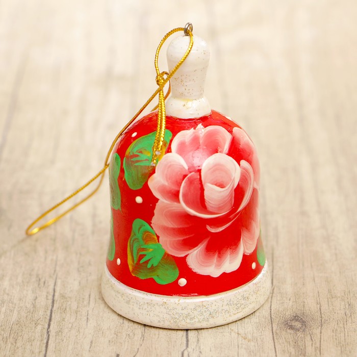 Подвеска новогодняя «Колокольчик», белый цветок, красный фон, 8 см