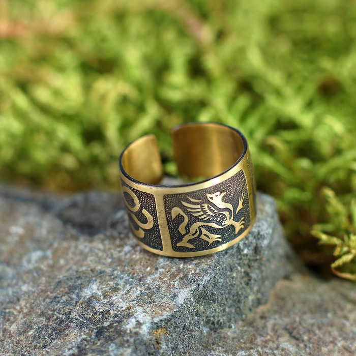 Перстень "Грифон", латунь, D=17-23 мм