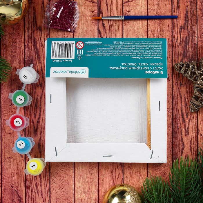 Роспись по холсту "Свинка", 15 х 15 см