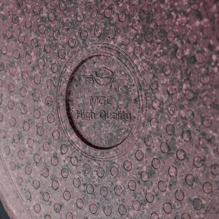 Сковорода 24 см "Скат. Индукция", стеклянная крышка, цвет сиреневый