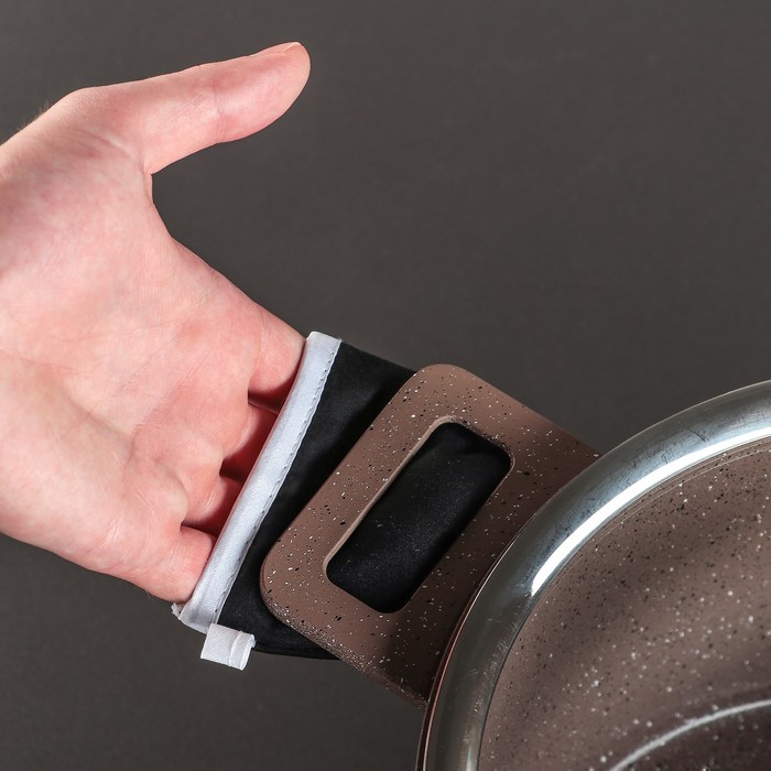 Набор посуды "Гранд", 4 предмета: кастрюли 8/6 л, сковорода 30х4,5 см, ковш 2 л 18х9,5 см, набор приборов 6 шт