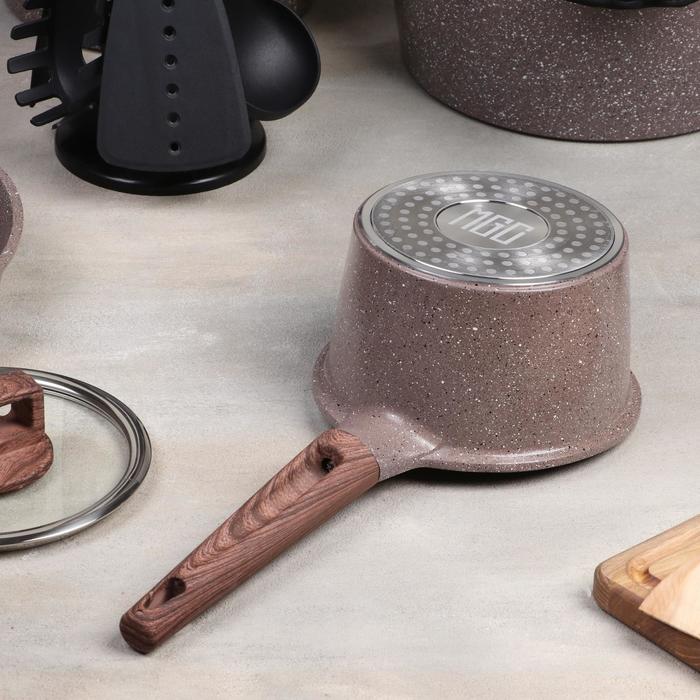 Набор посуды "Гранд", 4 предмета: кастрюли 8/6 л, сковорода 30х4,5 см, ковш 2 л 18х9,5 см, набор приборов 6 шт