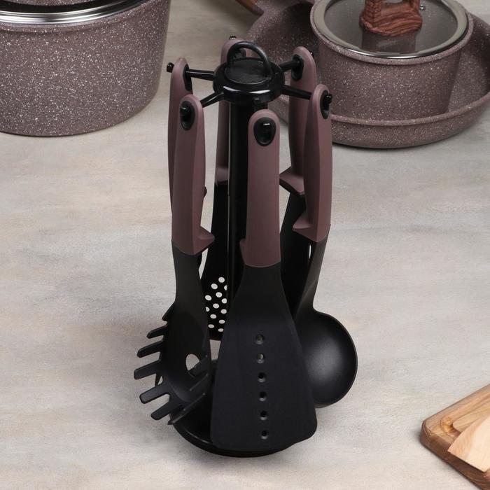 Набор посуды "Гранд", 4 предмета: кастрюли 8/6 л, сковорода 30х4,5 см, ковш 2 л 18х9,5 см, набор приборов 6 шт