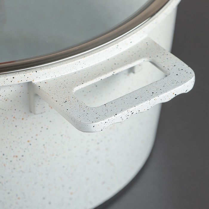 Набор посуды "Север", 4 предмета: кастрюли 8/6 л ,сковорода 30х4,5 см, ковш 2 л 18х9,5 см, набор приборов 6 шт