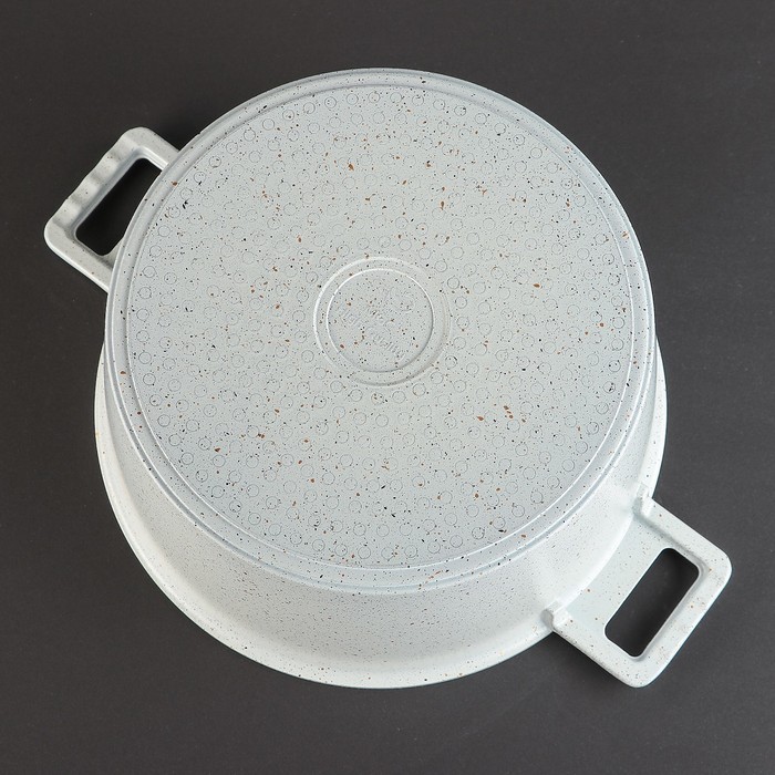 Набор посуды "Север", 4 предмета: кастрюли 8/6 л ,сковорода 30х4,5 см, ковш 2 л 18х9,5 см, набор приборов 6 шт