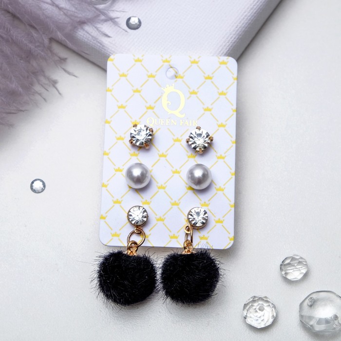 Пусеты 3 пары "Дискотека" меховой шарик, цвет бело-чёрный в золоте