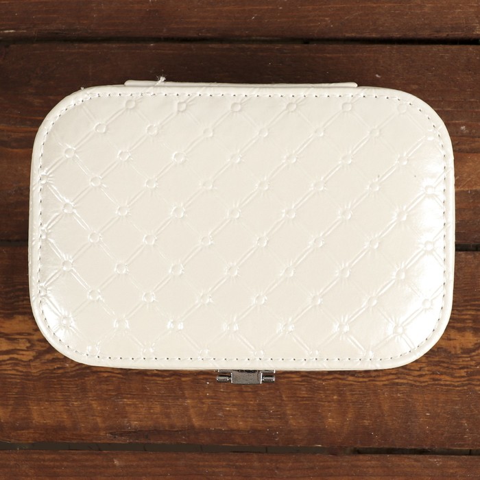 Шкатулка кожзам для украшений "Стёганная" белоснежная 4,5х10х15 см