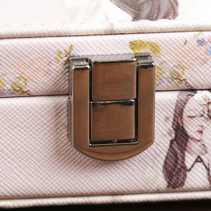 Шкатулка кожзам для украшений "Девушка с веточкой яблони" 4,5х15х10 см