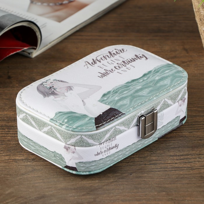 Шкатулка кожзам для украшений "Девушка-весна у моря" 4,5х15х10 см