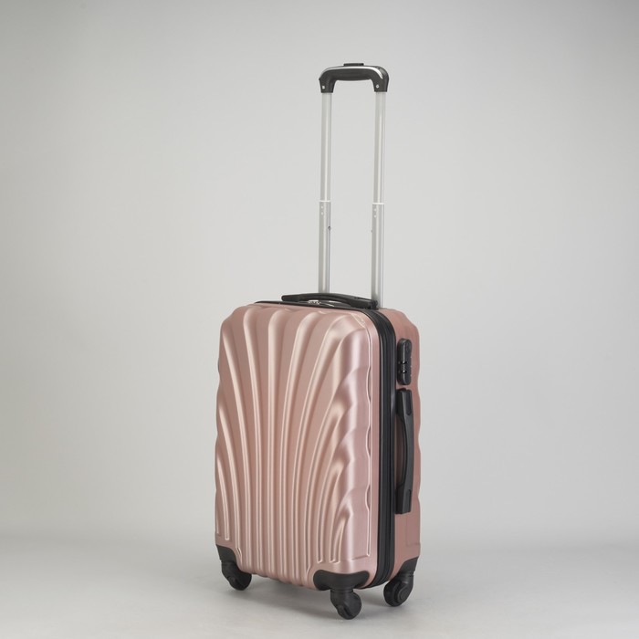 Чемодан малый "Ракушка" 20", отдел на молнии, кодовый замок, 4 колеса, цвет пудровый