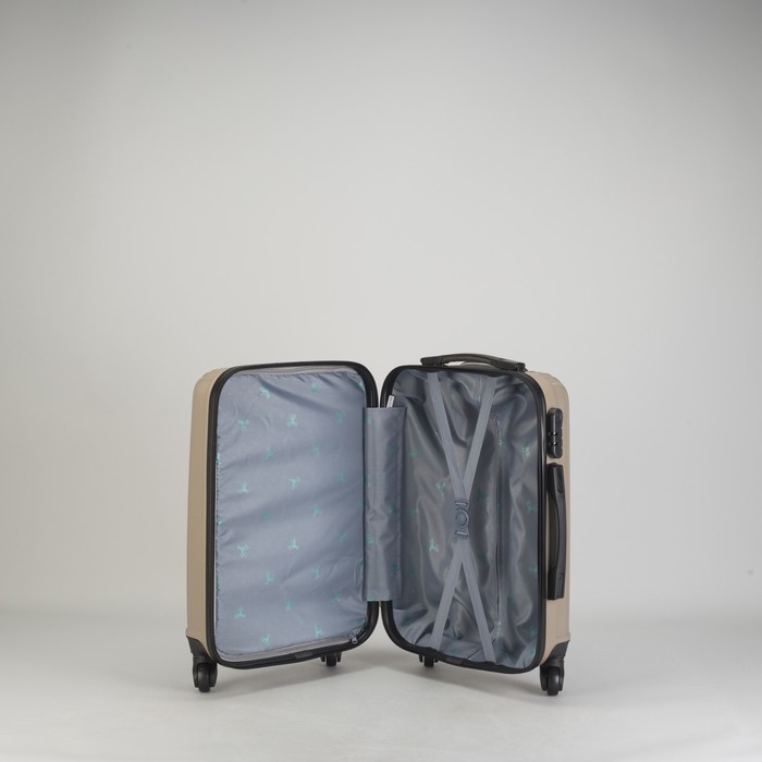 Чемодан малый "Полосы" 20", отдел на молнии, кодовый замок, 4 колеса, цвет бежевый