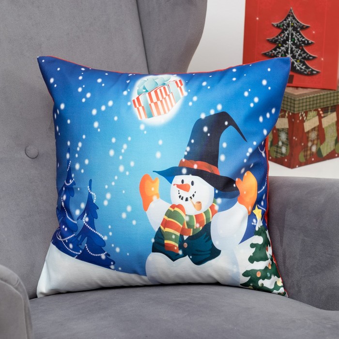 Наволочка декоративная Collorista "Подарок снеговику" 43 х 43 см, п/э