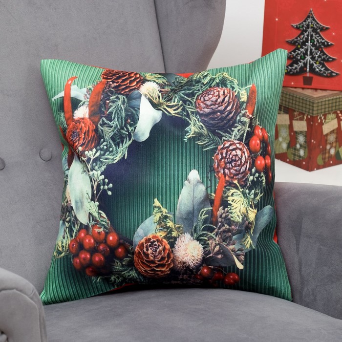 Наволочка декоративная Collorista "Рождественский венок" 43 х 43 см, п/э