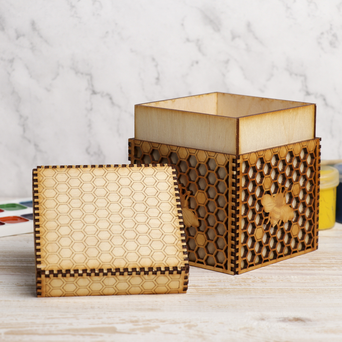 Коробка для декора "Пчелиный рай" из фанеры 11,5х12,5х11,5 см