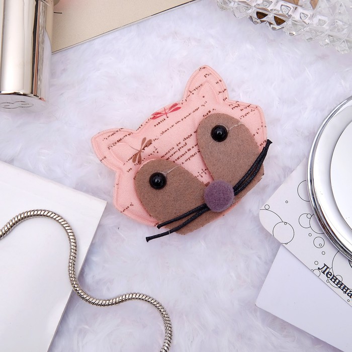 Брошь "Енот", цвет розовый