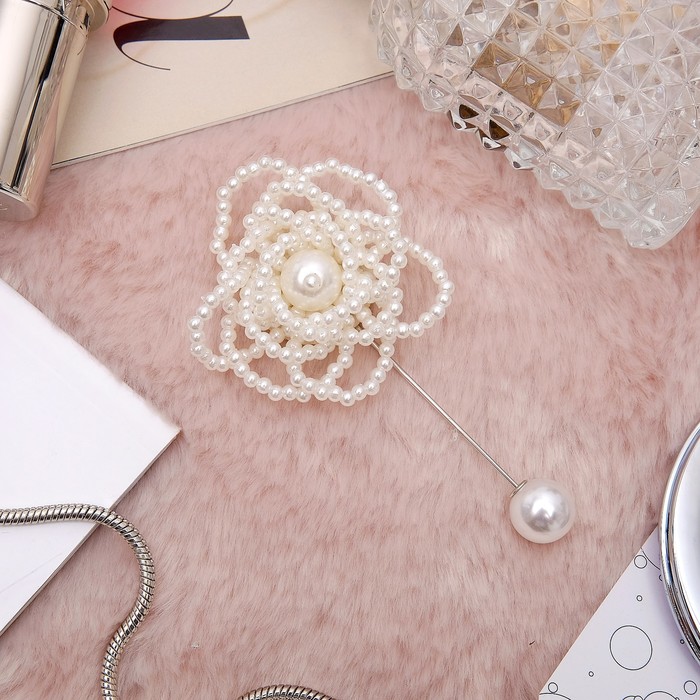 Булавка "Роза бисерная", цвет белый