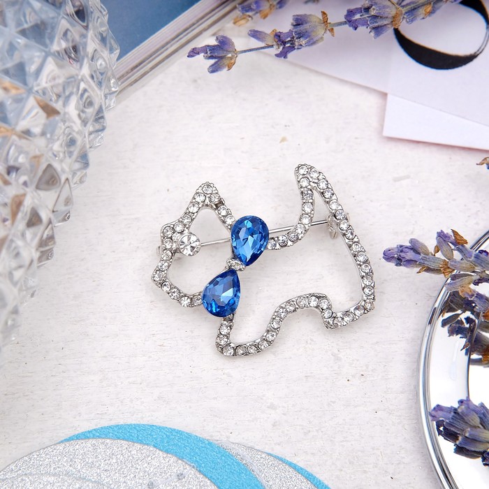 Брошь "Терьер", цвет бело-синий в серебре