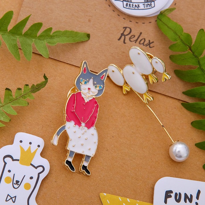 Набор значков "Кот-рыбак", цветные в золоте