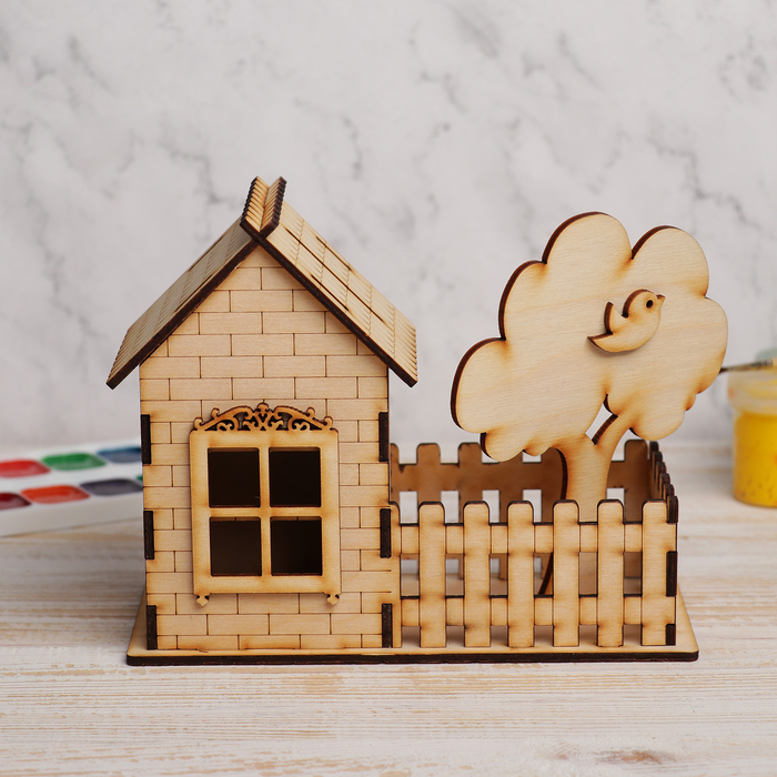 Копилка для декора "Домик с забором" из фанеры 19х15х9,5 см  (набор 13 деталей)