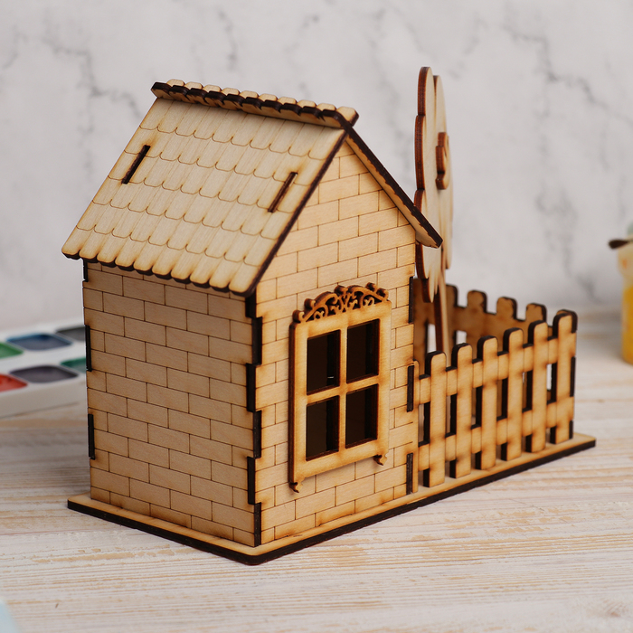 Копилка для декора "Домик с забором" из фанеры 19х15х9,5 см (набор 13 деталей)