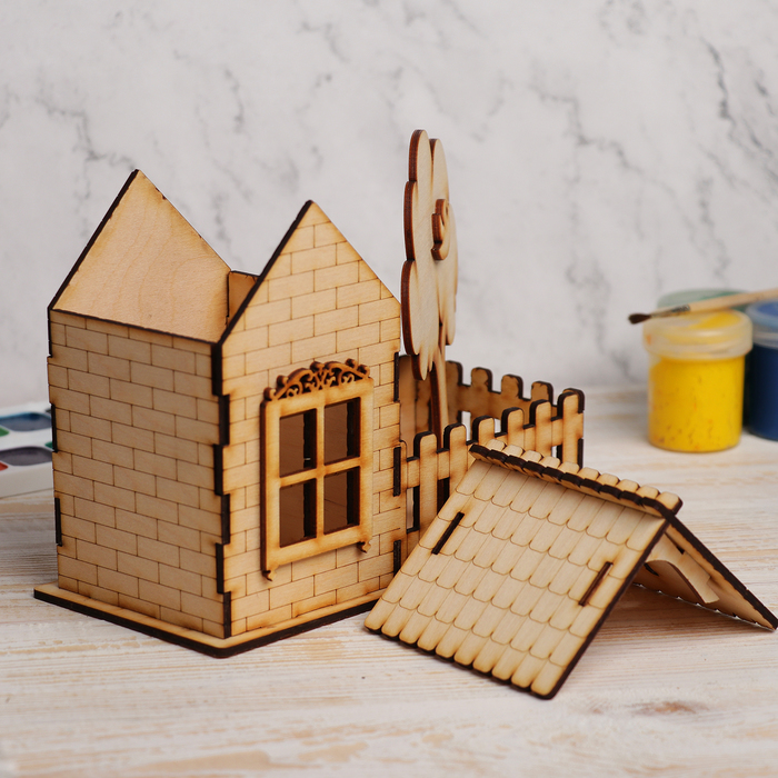 Копилка для декора "Домик с забором" из фанеры 19х15х9,5 см (набор 13 деталей)
