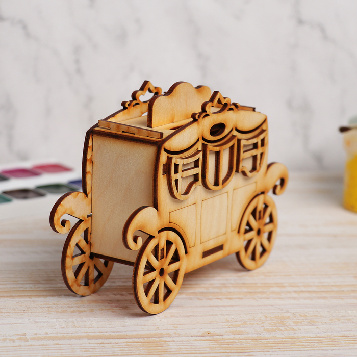 Копилка для декора "Карета" из фанеры 15,5х10х4,5 см (набор 15 деталей)