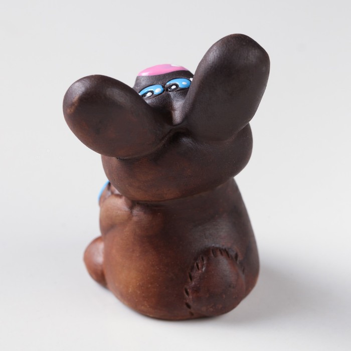 Статуэтка "Заяц с цветком"