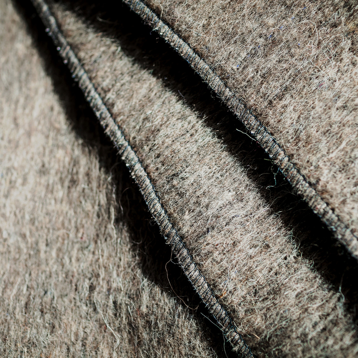 Одеяло полушерстяное, 500 г/м2, 140х205 гладкокрашенное серый, 70% шерсть, 30% лавсан