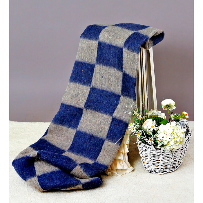 Одеяло полушерстяное, 330 г/м2, 140х205 клетка синий, 70% шерсть, 30% лавсан