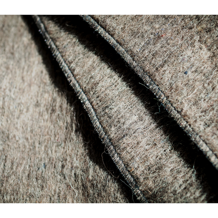 Одеяло полушерстяное, 400 г/м2, 140х205 гладкокрашенное серый, 70% шерсть, 30% лавсан