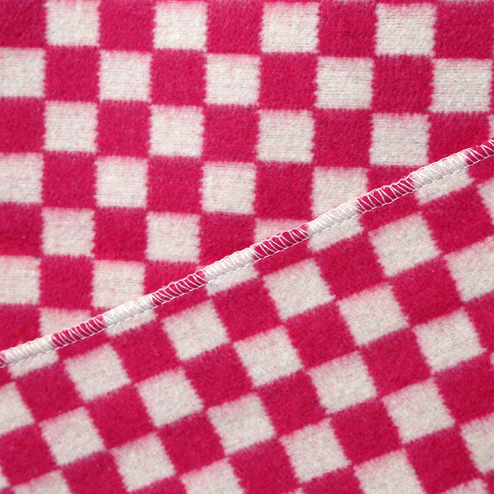 Одеяло байковое, 420 г/м2, 140х205 клетка розовый, 80% хлопок, 20% лавсан